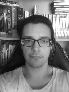 48363999_101637587558725_2865743183667527680_n-225x300 Envie d'une chronique ?